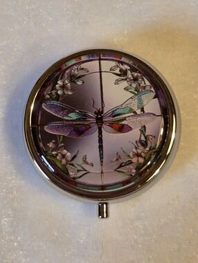 New Dragonfly-themed Pill Box
